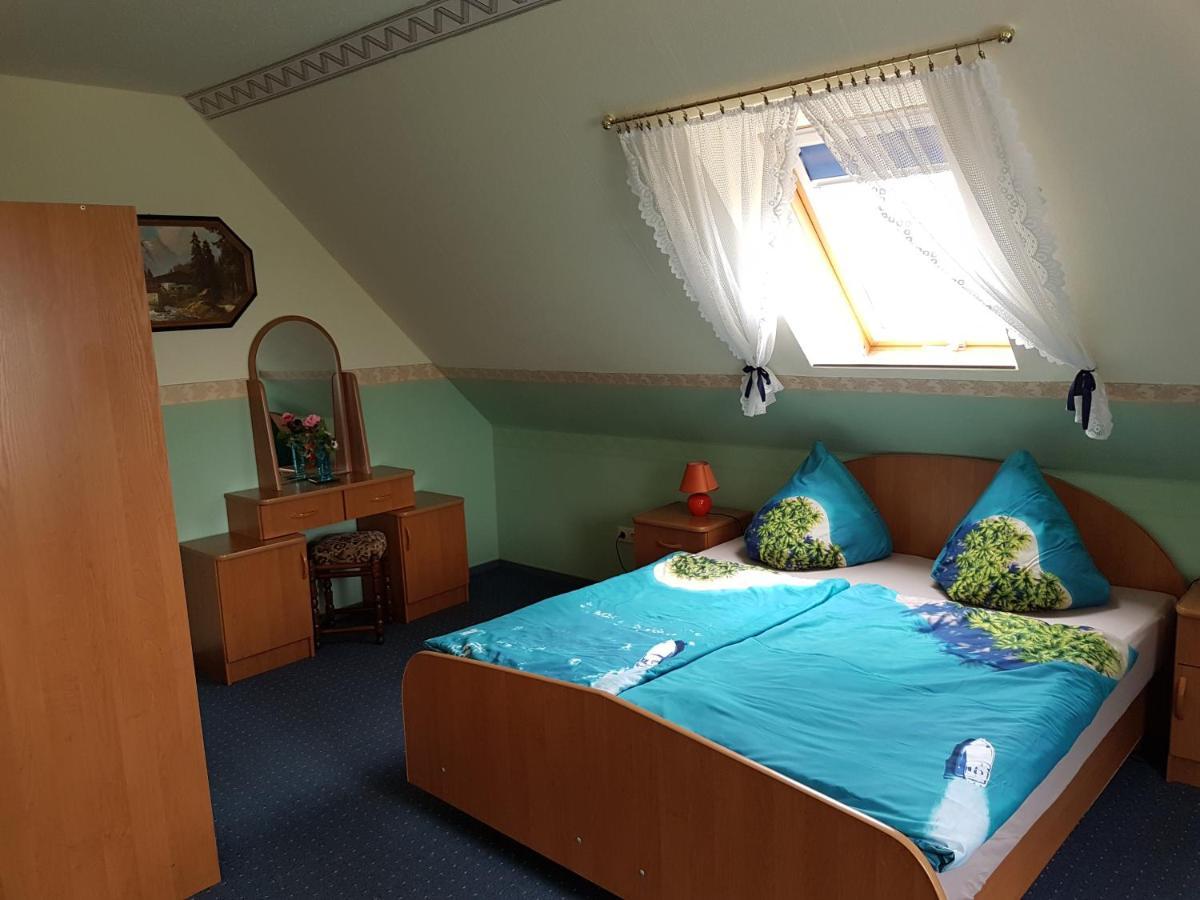 Landpension Zum Schweizerberg Neugrimnitz Extérieur photo
