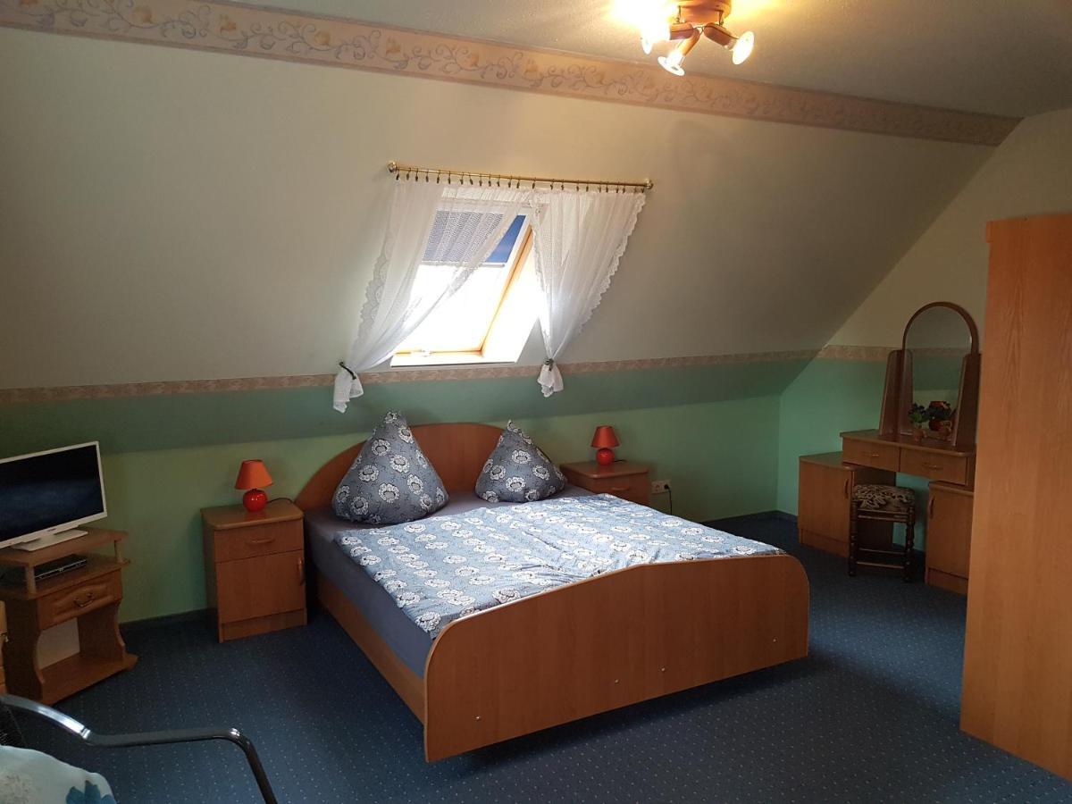 Landpension Zum Schweizerberg Neugrimnitz Extérieur photo